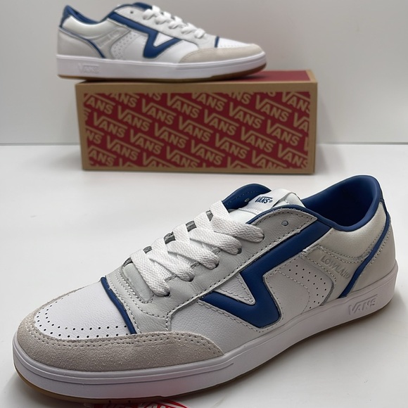 Vans Men’s Lowland Cc Jmp R
Court Navy/White
VN0007P2NAV
Sneakers - Picture 15 of 16